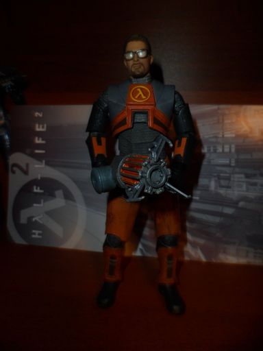 Обо всем - Gordon Freeman Action Figure - обзор